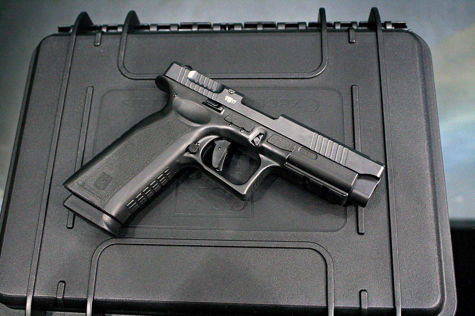 Pistola Czech Small Arms Vz.15: la vera anti-Glock ceca