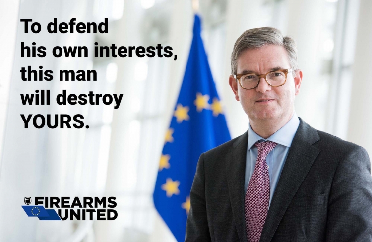 Julian King, European Commissioner for Security Union, pushed during the trilogue for a total ban on all AR-15 and AK-47 variants