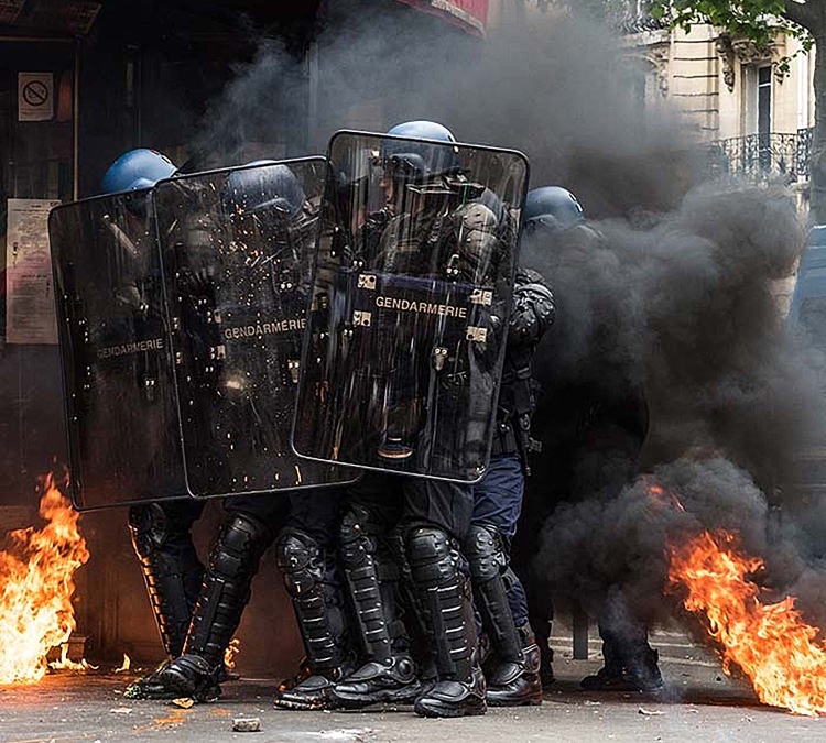 Gli scudi antisommossa SAPL in policarbonato