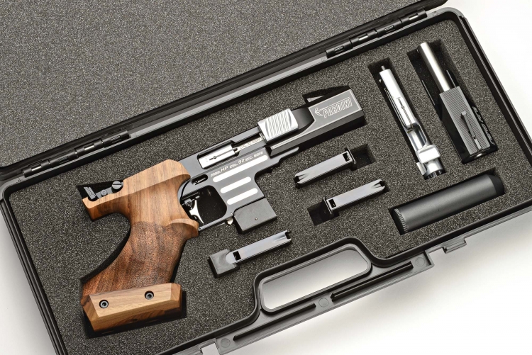 Pardini All in One: una pistola Pardini HP con la relativa conversione per il tiro rapido