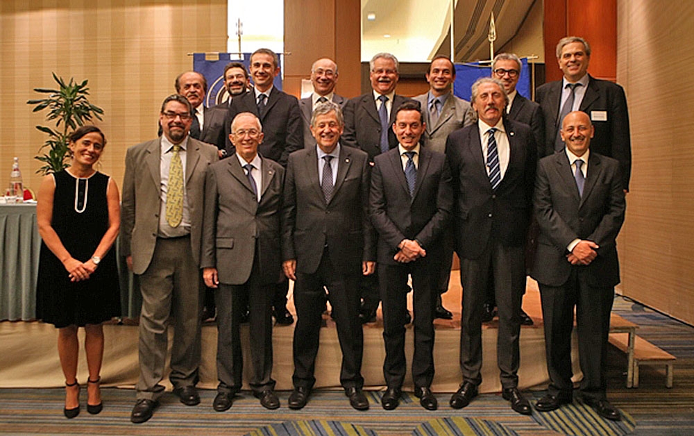 Foto di gruppo del Consiglio Direttivo UITS, eletto lo scorso 22 ottobre 2016, ma mai formalmente ratificato dagli organi preposti