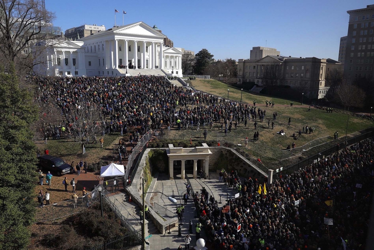 Over 20.000 people protested today in Richmond against the gun control laws brought forward by the Democrat majority at the Virginia State legislature