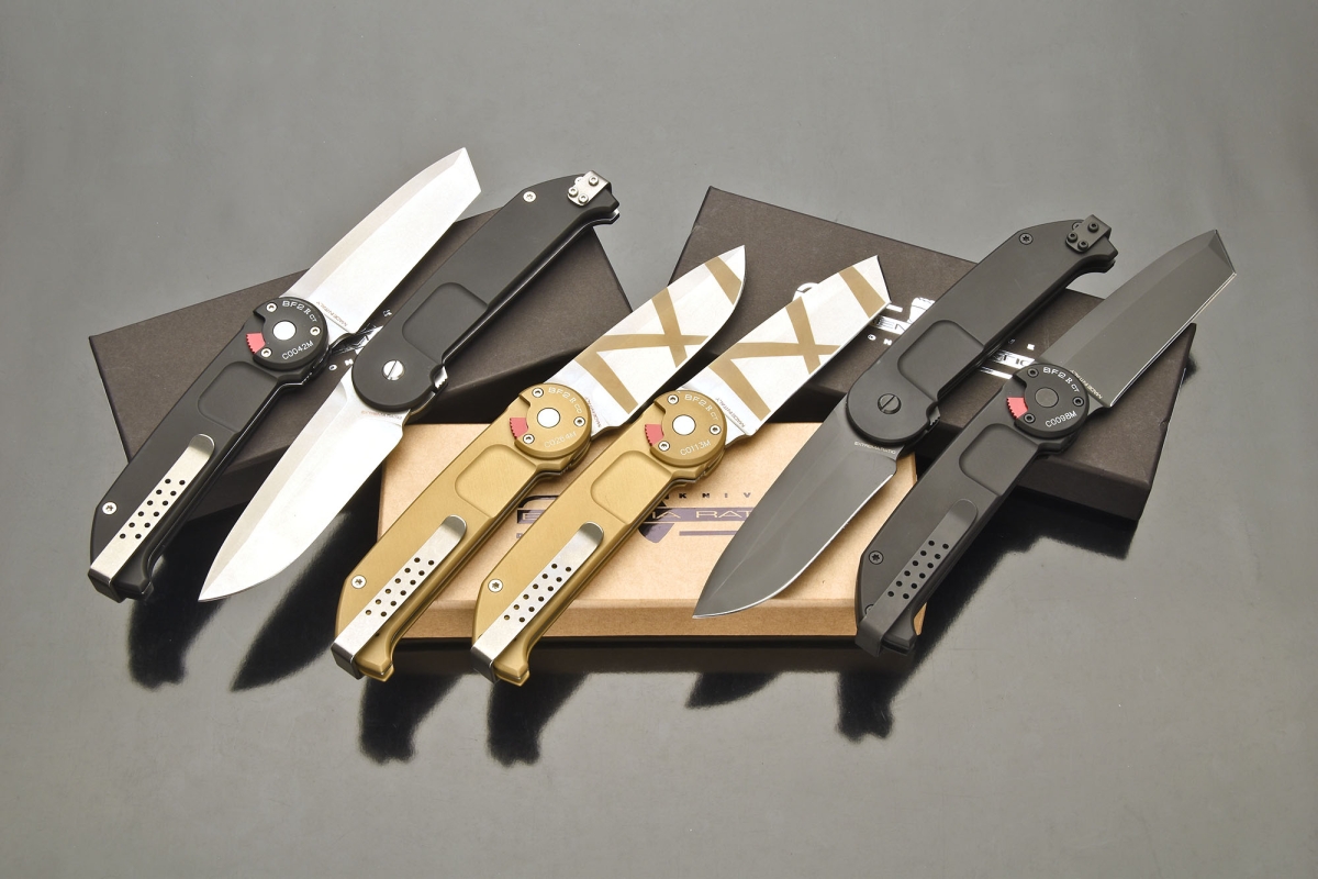 Le sei versioni disponibili del coltello Extrema Ratio BF2 R