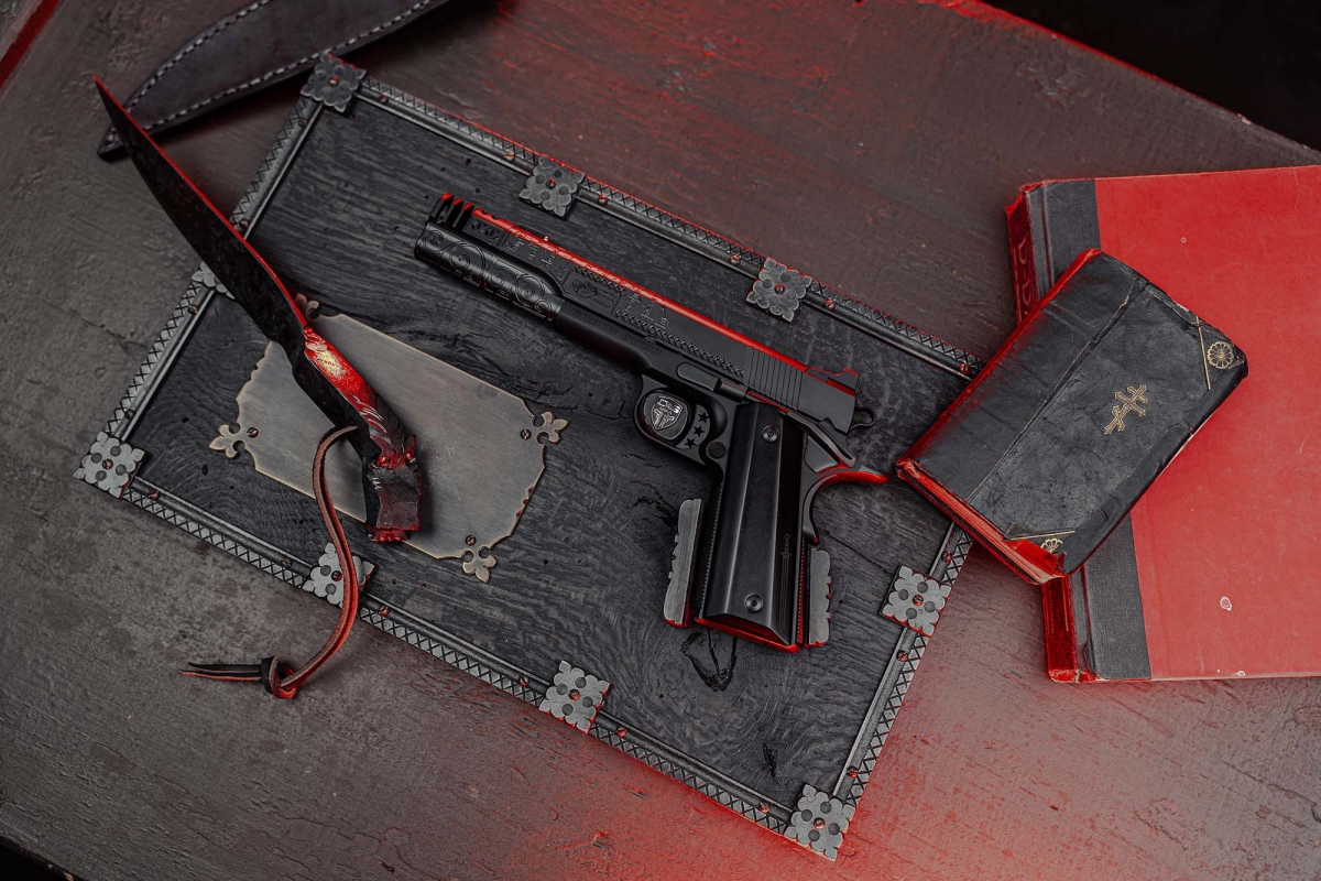 Cabot Guns Grail Guardian: una pistola da leggenda