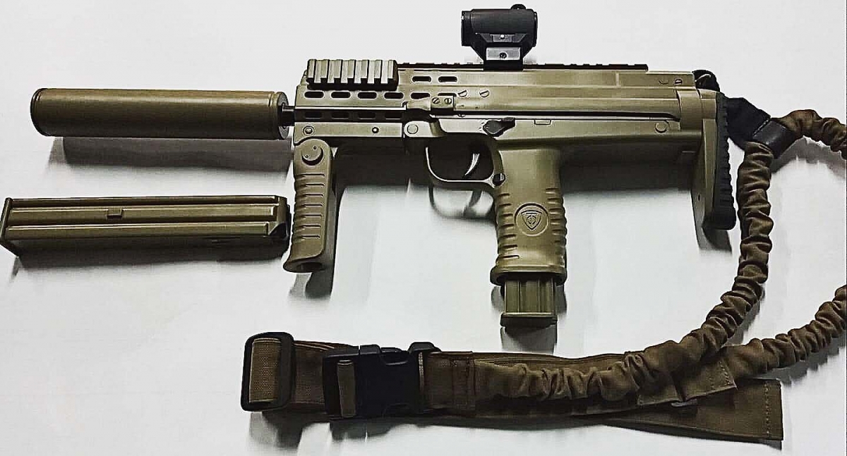 FORT-230 sub-machine gun, a new PDW from Ukraine