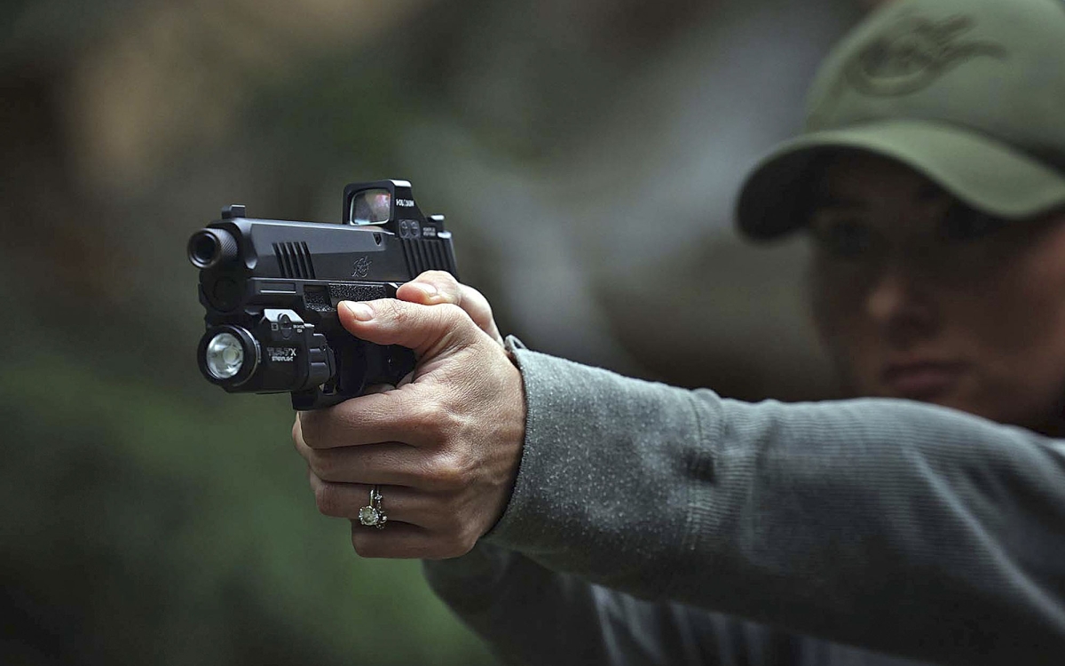 Kimber R7 Carbon Compact, a new personal defense pistol