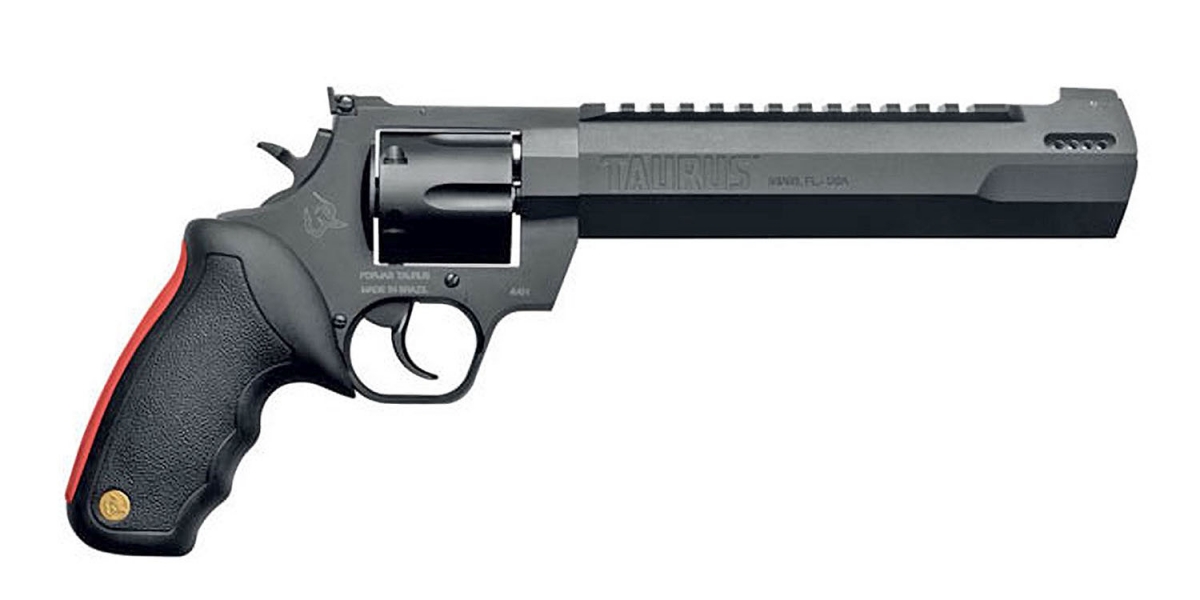 La Taurus è nota sui mercati internazionali soprattutto per i suoi revolver, come il nuovo Taurus Raging Hunter in calibro .44 Magnum