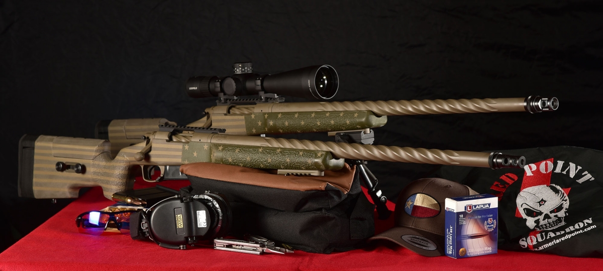 Due esemplari del nuovo Remington 40-X Start and Stripes, nei calibri .308 Winchester e .338 Lapua Magnum