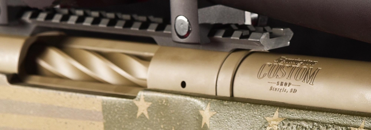 La canna del Remington 40-X Star and Stripes riporta la marcatura del Custom Shop Remington