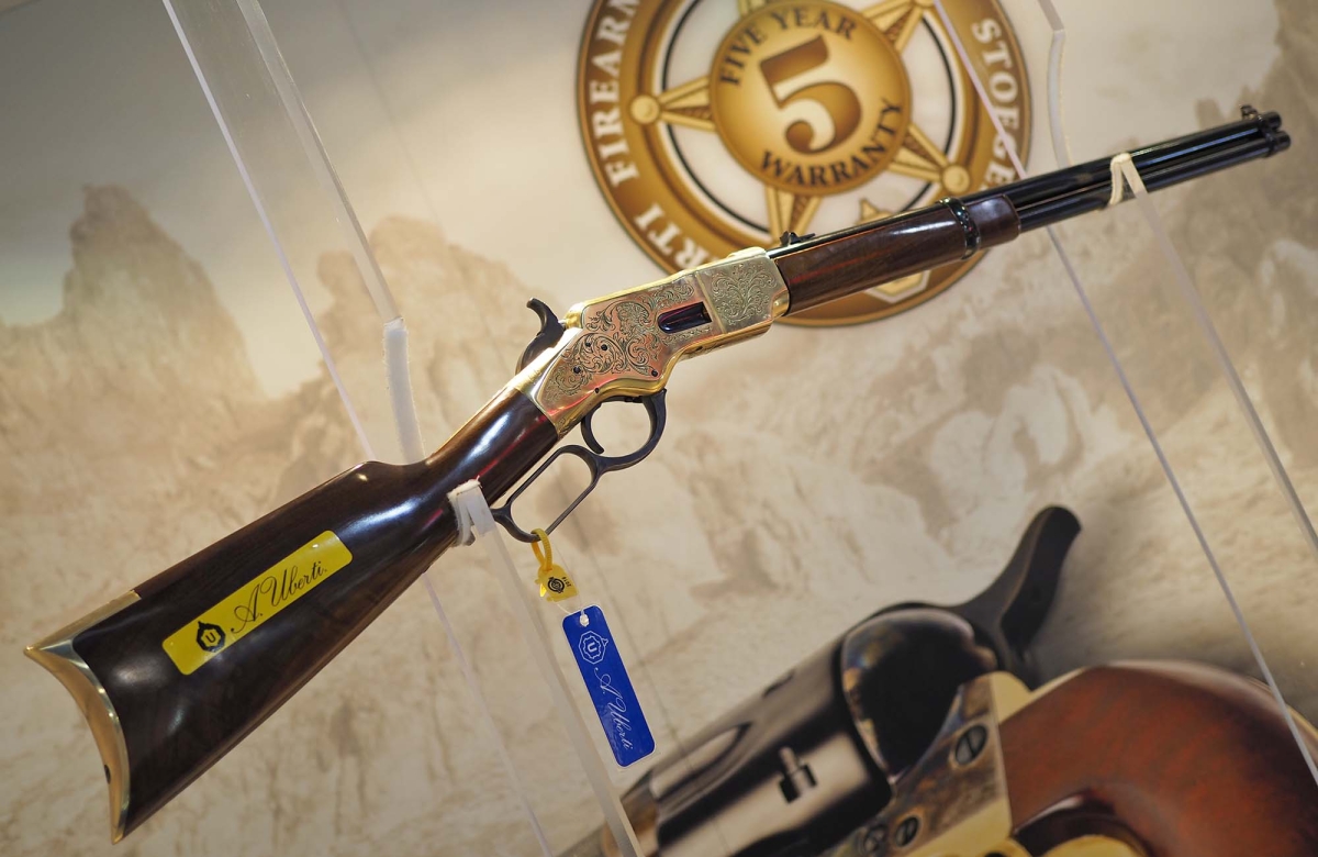 Uberti 1866 Yellowboy 150th Anniversary Edition