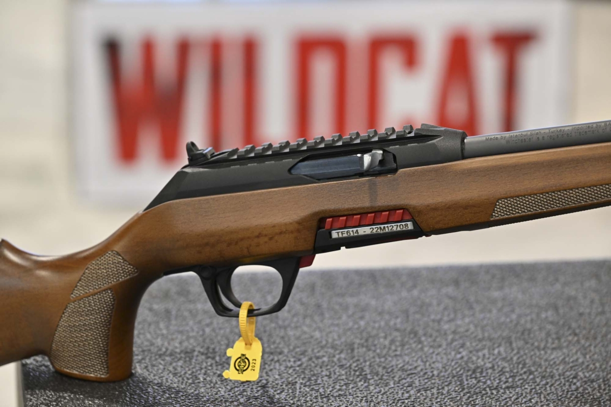 Winchester Wildcat Sporter and Wildcat Sporter SR semi-automatic rimfire rifles at the SHOT Show 2023