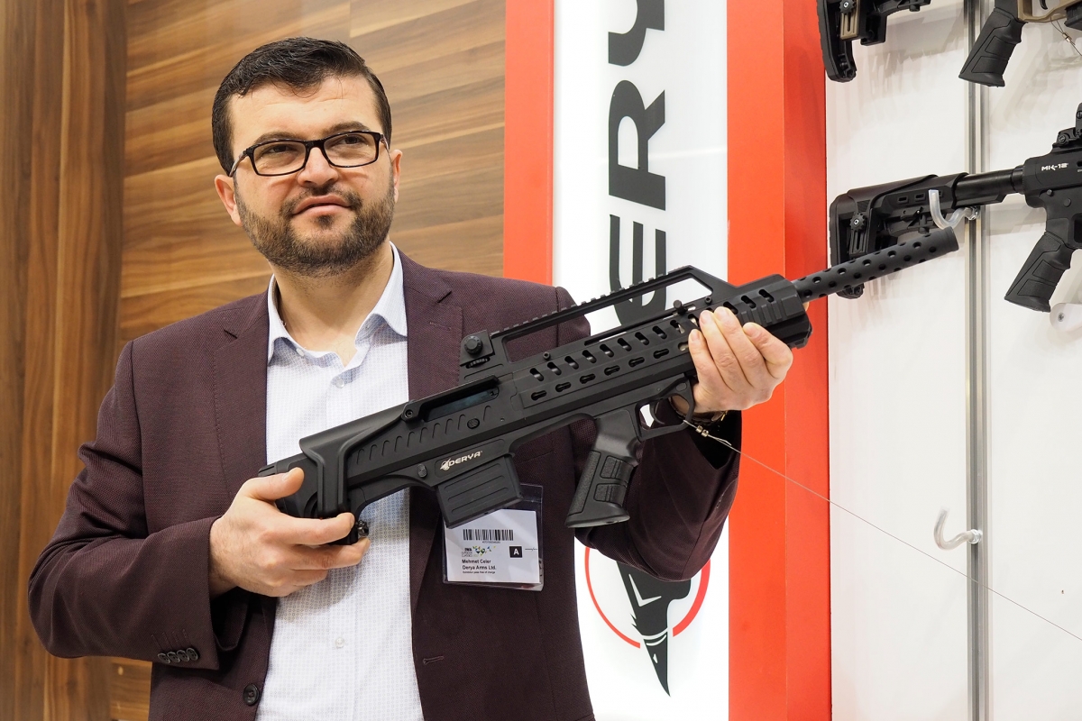 Mehmet Çeler of Derya Arms shown us the Napoli N-100 shotgun at IWA