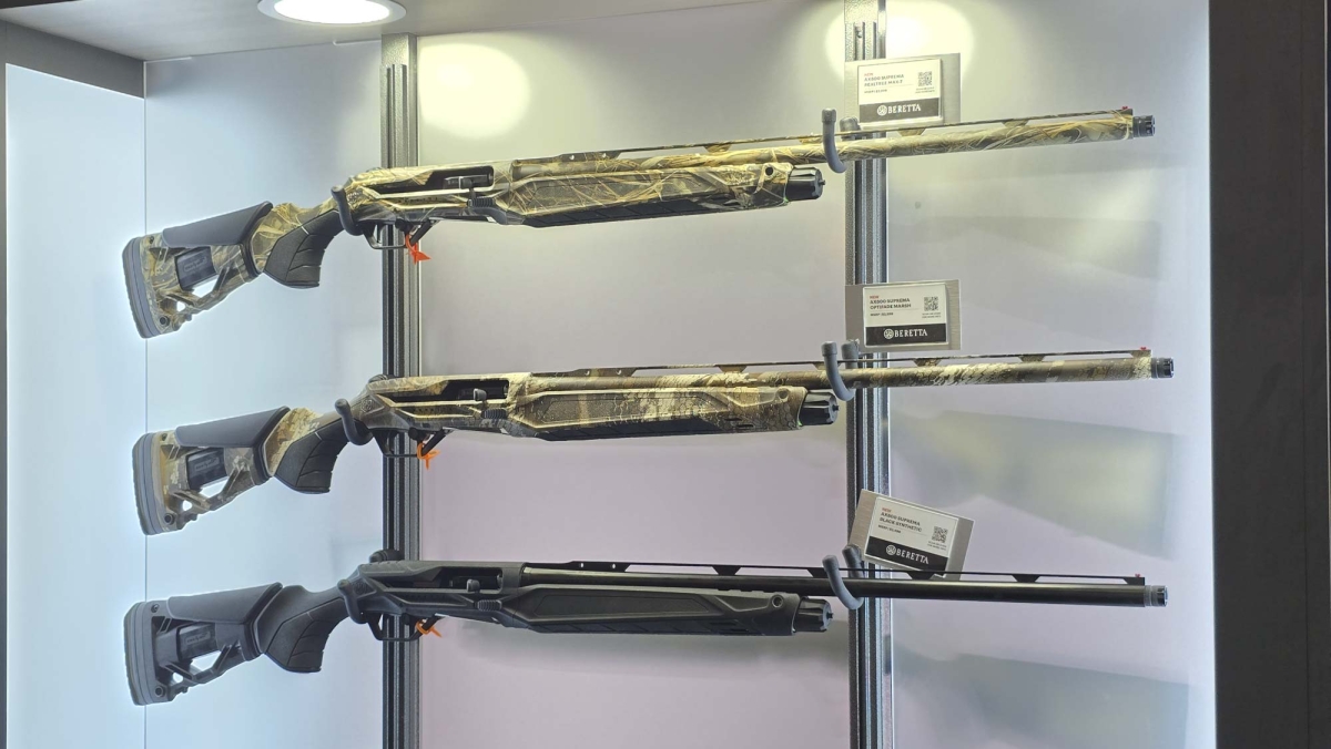 Beretta AX800 Suprema, the waterfowling shotgun of the future