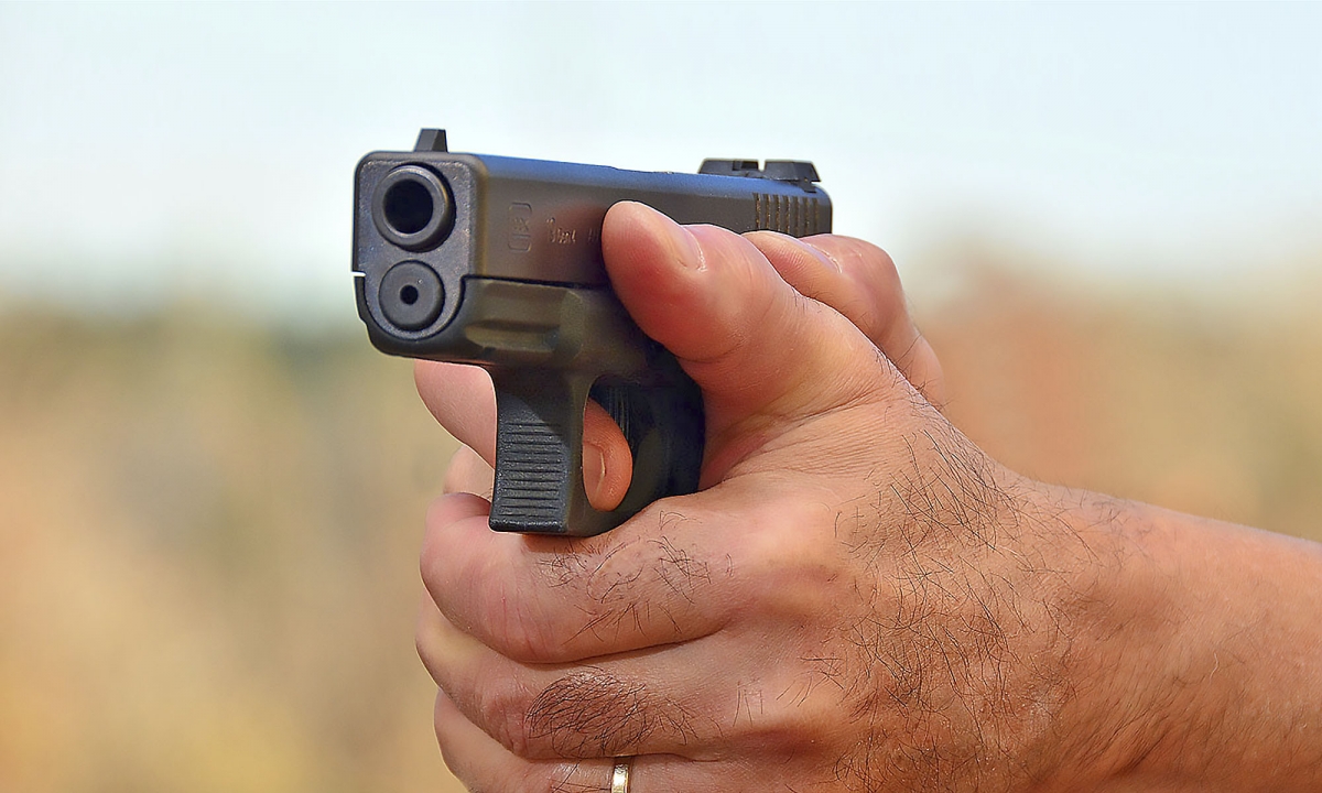 Tecnica: le impugnature errate con la pistola semiautomatica