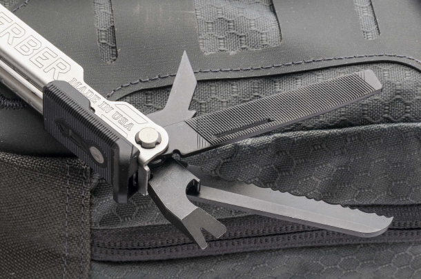 Gerber Center Drive multi-tool