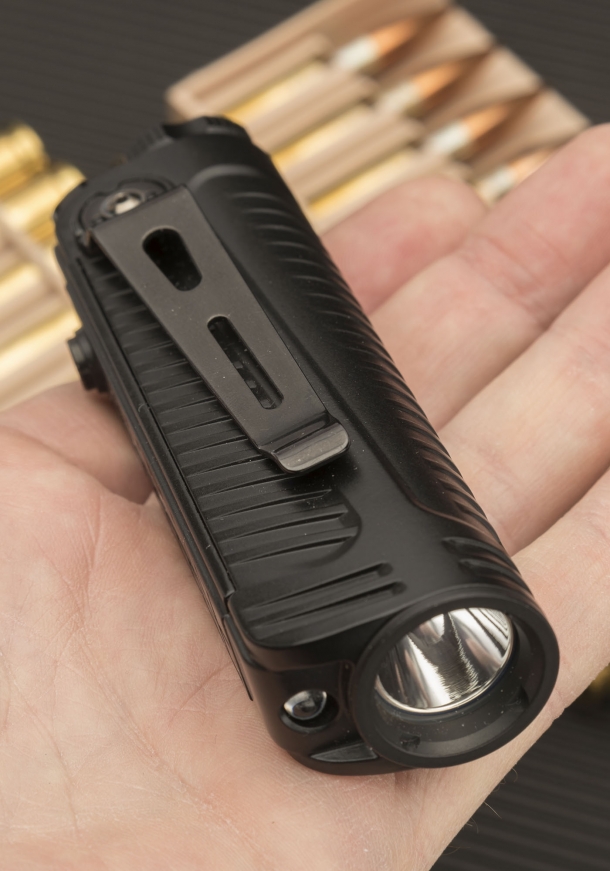 Nitecore P18 flashlight