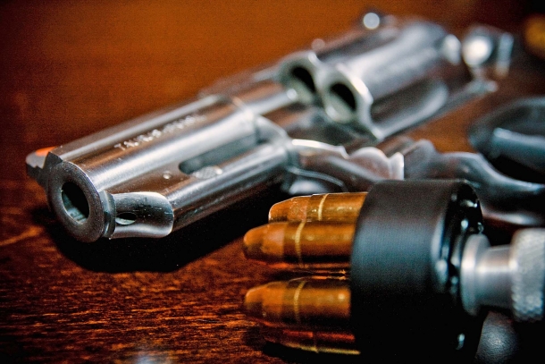 Il rilascio delle licenze d'armi è regolamentato dal T.U.L.P.S. - Testo Unico delle Leggi di Pubblica Sicurezza