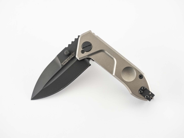 Extrema Ratio Frame Rock
