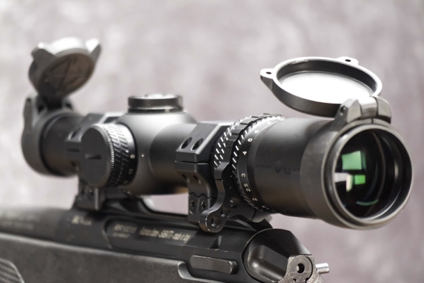 The green shine reveals the coatings on this Sightmark 1-10x25 eyepiece lens