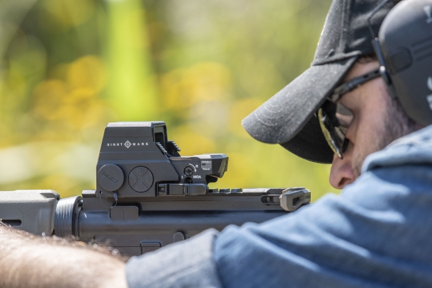 Sightmark Ultra Shot M-Spec LQD Reflex Sight | GUNSweek.com