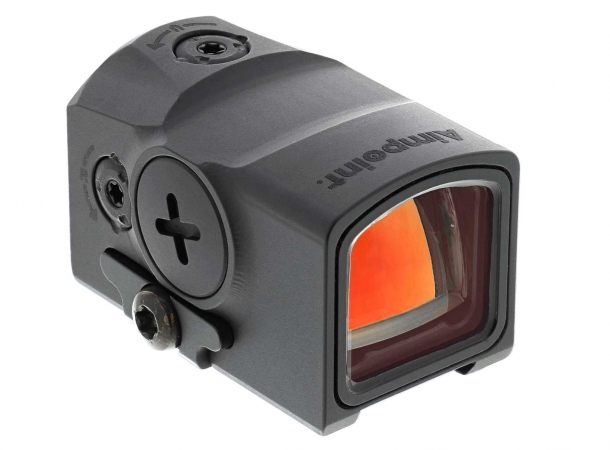 The battery of the Aimpoint ACRO P-1 can be replaced without removing the sight from the gun