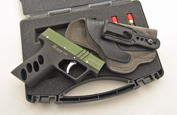 Compact and lightweight, the Micro-Shot was conceived for 24/7 concealed carry