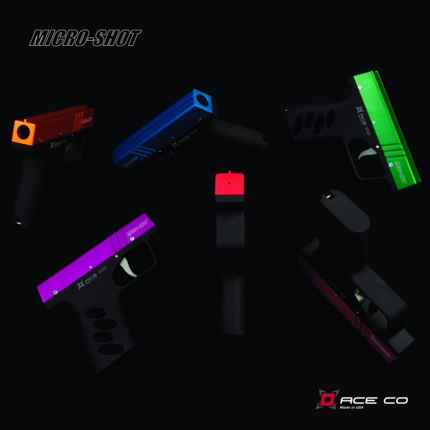 Il Micro-Shot della AceCo è disponibile in diverse combinazioni di colori sgargianti
