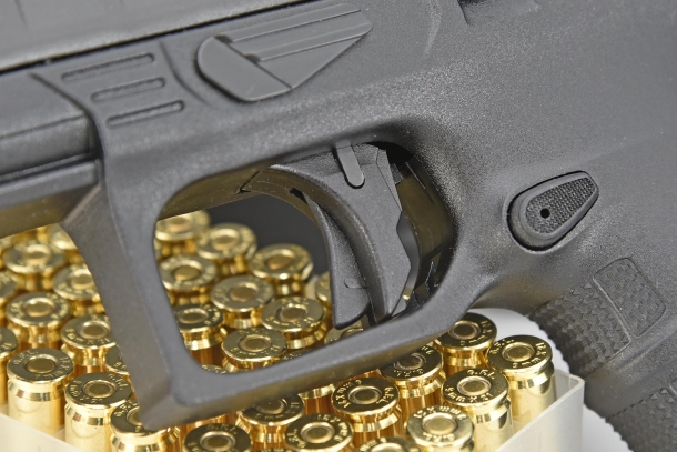 Il grilletto della Beretta APX Combat presenta una sicura integrata