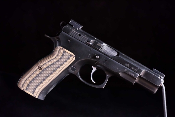 CZ 75: facciamo un lifting PRIMA - vista d'insieme