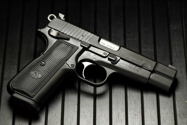 FN High Power: la Browning Hi-Power è tornata, di nuovo. FN High Power: la Browning Hi-Power è tornata, di nuovo.