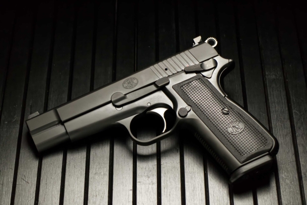 FN High Power: la Browning Hi-Power è tornata, di nuovo. FN High Power: la Browning Hi-Power è tornata, di nuovo.