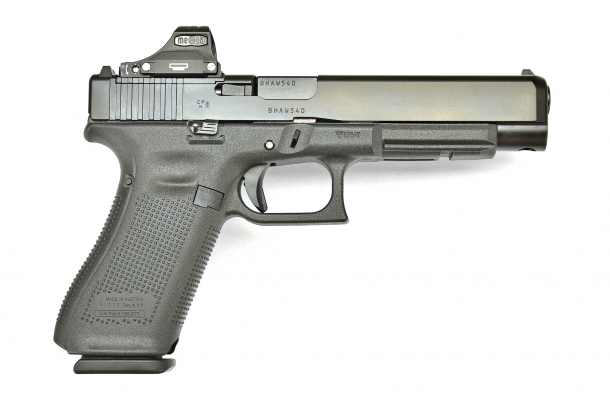 Glock 34 Gen5 MOS competition pistol