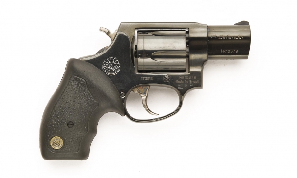 Right side of the Taurus 85 Defender revolver