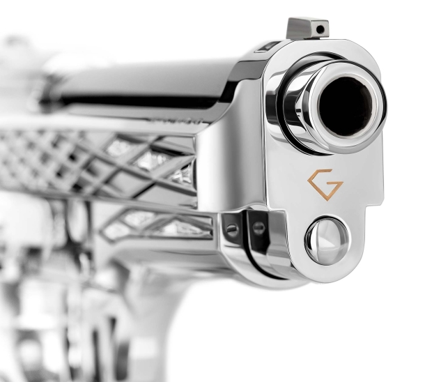 Beretta 92FS Diamond pistol: a truly unique one-off commemorative creation