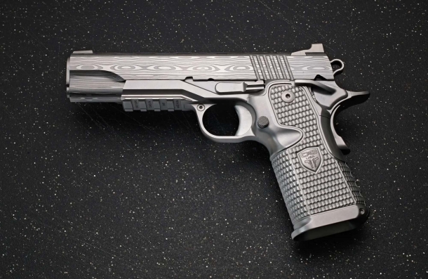 Cabot Guns Serenity MAX pistol – left side