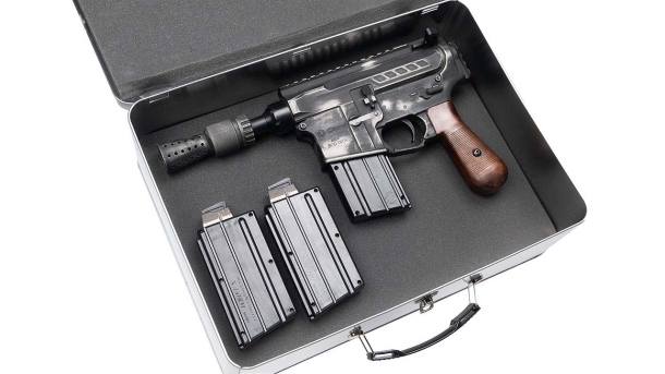 CMMG DL44 pistol: the Star Wars blaster is back CMMG DL44 pistol: the Star Wars blaster is back