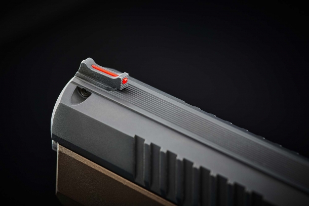 Pistola CZ TS2: nuova generazione per la Divisione Standard