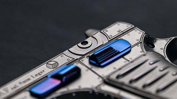 CZ 75 RAF, a limited edition pistol dedicated to the Battle of Britain CZ 75 RAF, a limited edition pistol dedicated to the Battle of Britain