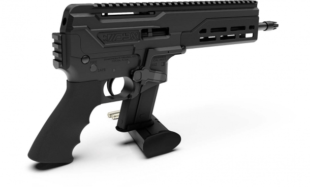 Diamondback Firearms DBX, la nuova pistola calibro 5.7x28mm