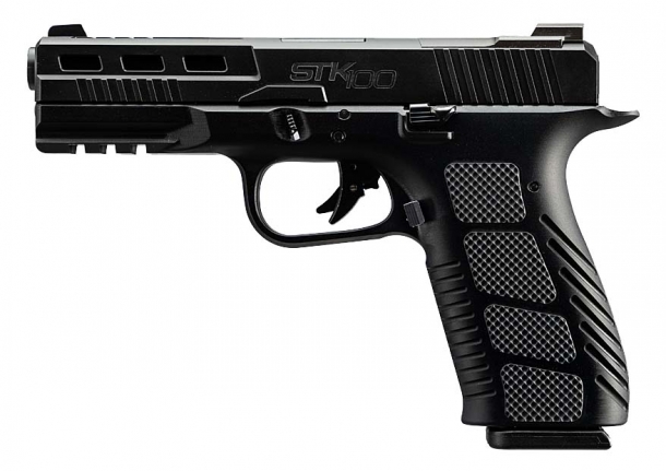 Pistola semi-automatica RIA STK100 – lato sinistro