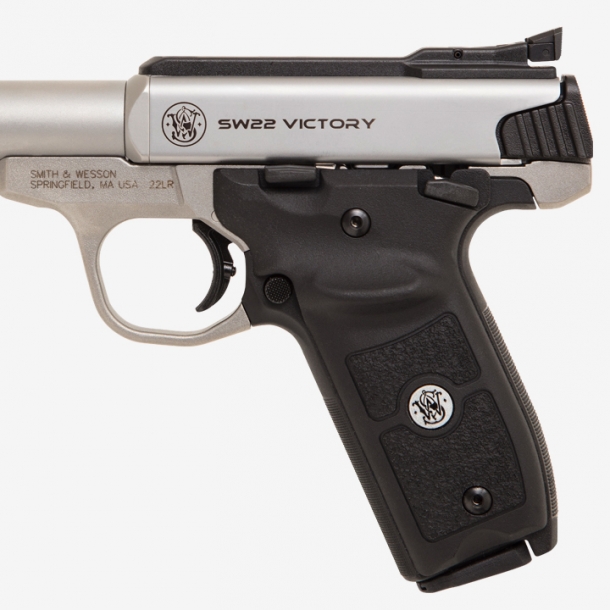 High-end features, modern styling and enriched functionality place the SW22 Victory Target in a category of its own with an affordable price to match