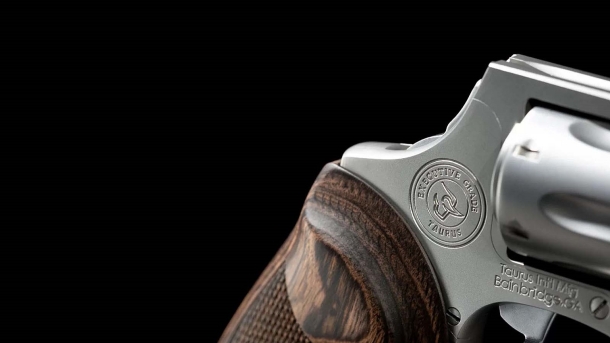 Nuovi revolver Taurus 856 Executive Grade