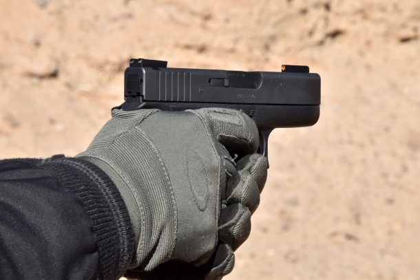 Le Glock 42 e 43 sono delle leggerissime subcompatte in calibro 9 corto, 9 Para e 9x21