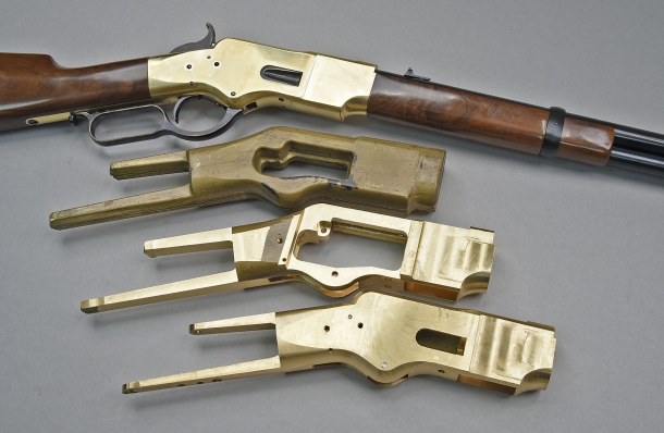 Like in 1866, the Uberti replica is manufactured through a series of machining processes that obtain the finshed receiver starting from a 5 kg, single block of forged brass