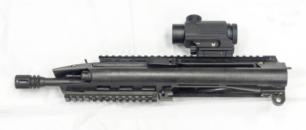 The upper receiver of the BR18 assault rifle, featuring the ambidextrous charging handles
