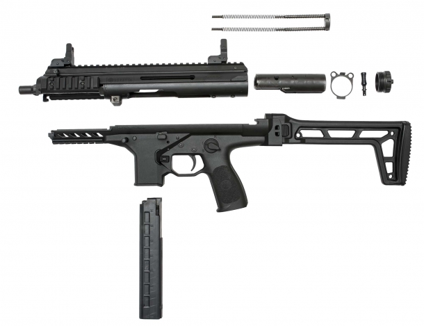 La nuova pistola-mitragliatrice Beretta PMX in smontaggio da campagna