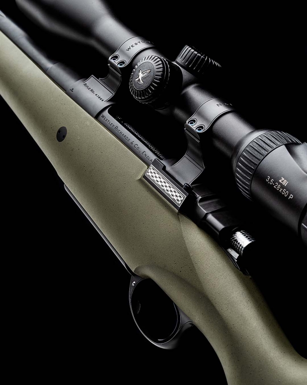Fucile Westley Richards Synthetic All Weather Mountain Rifle: eleganza in polimero