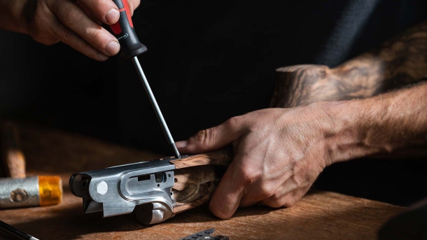 Beretta SO10 Kronos: il sovrapposto commemorativo che reimmagina... il tempo