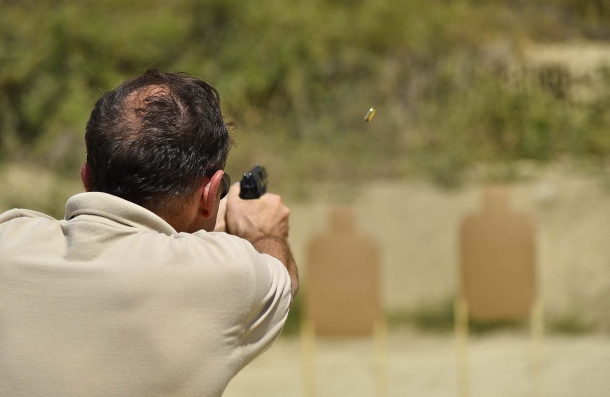 Nella maggior parte dei campi di tiro, soprattutto quelli privati, le sagome IDPA sono generalmente impiegate per il  tiro da difesa personale