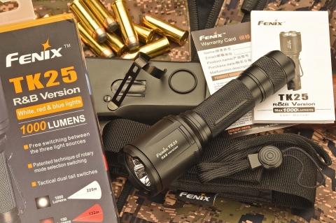 Fenix TK25 R&B: a new 1000-lumen tactical flashlight